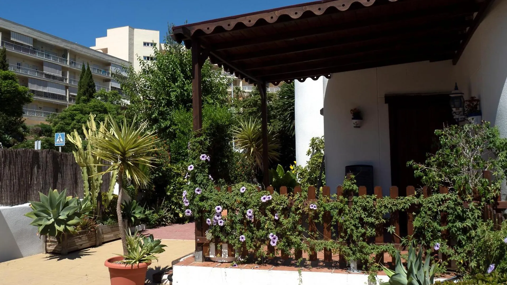 Villa Ibicenca Love Benalmadena Holiday home